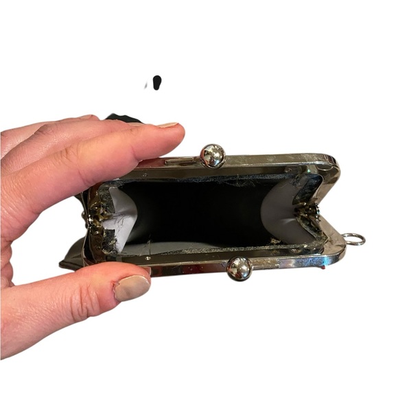 Sourpuss Red Coffin Shimmering Spiderweb Handbag No Inner Lining - Picture 6 of 6